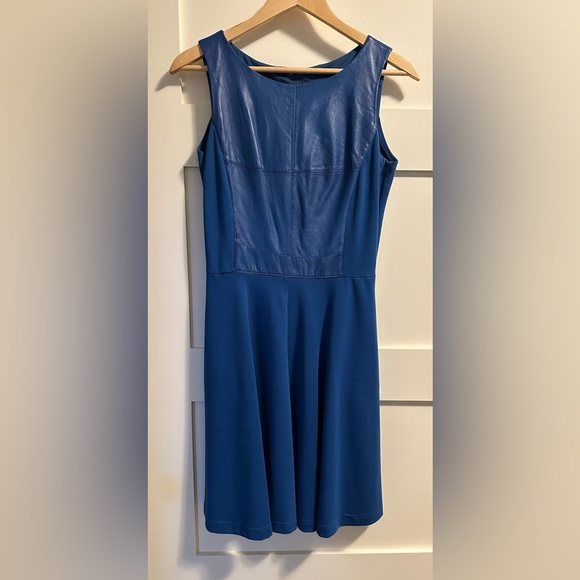 BLUE DANIER DRESS. SIZE 4 - Picture 1 of 4